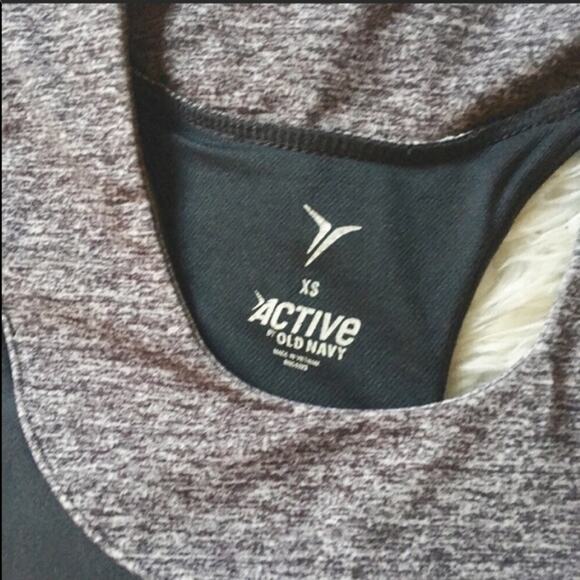 NEW OLD NAVY ACTIVE Heather Grey Built In Bra Workout Gym Tank Top Shirt XS - Picture 6 of 7